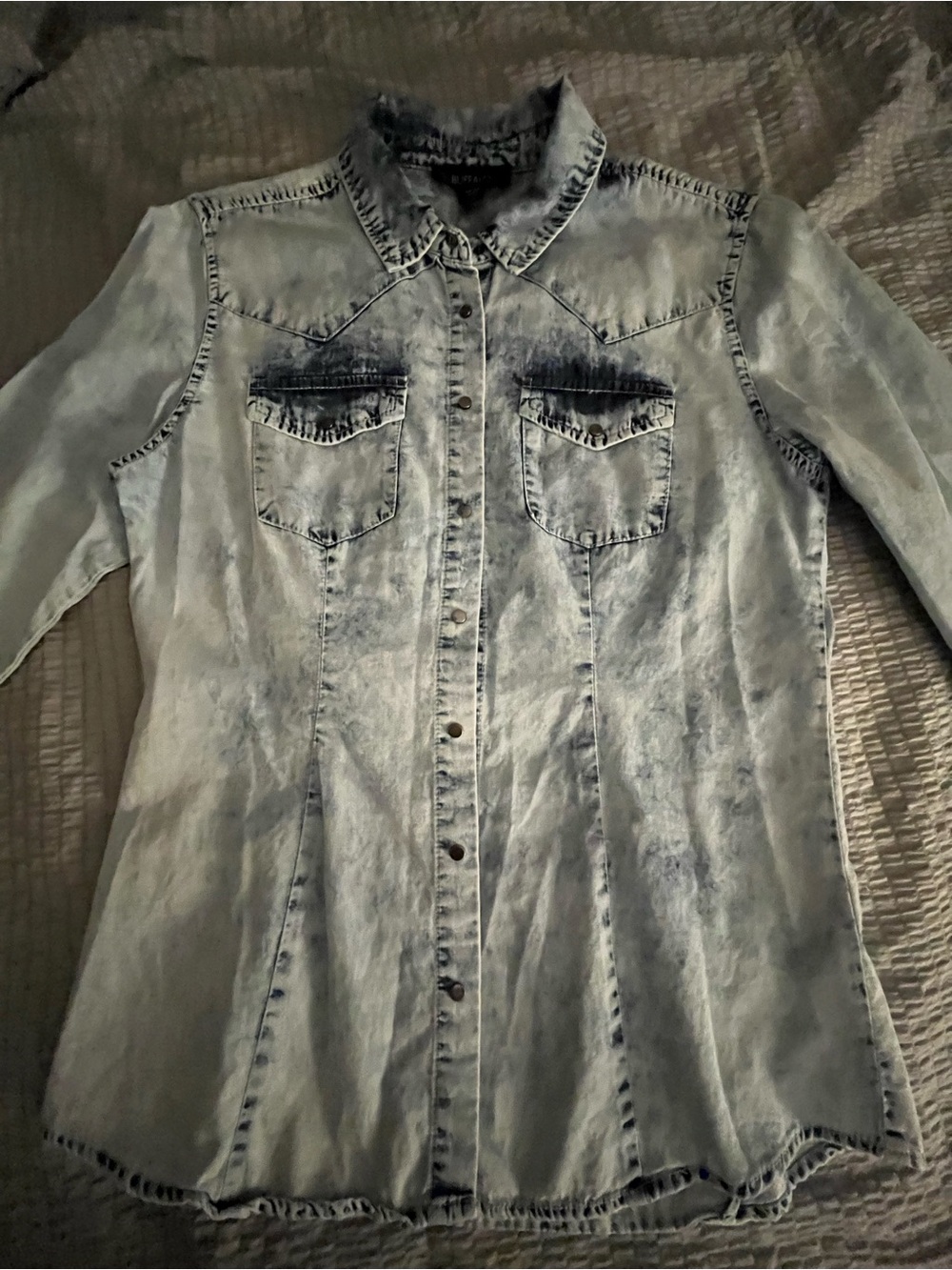 Buffalo David Bitton Women’s M Acid Wash Western Snap Denim Shirt